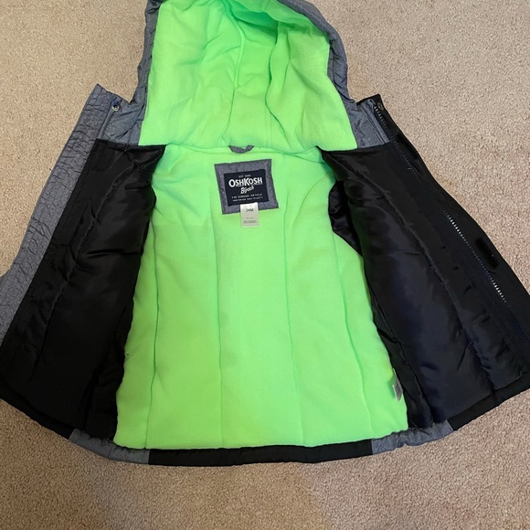 Winter jacket - Picture 4 of 4